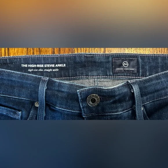 AG High-Rise Stevie Straight Ankle Jeans - Picture 3 of 5